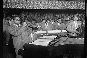 Roaring twenties, black men playing jazz music